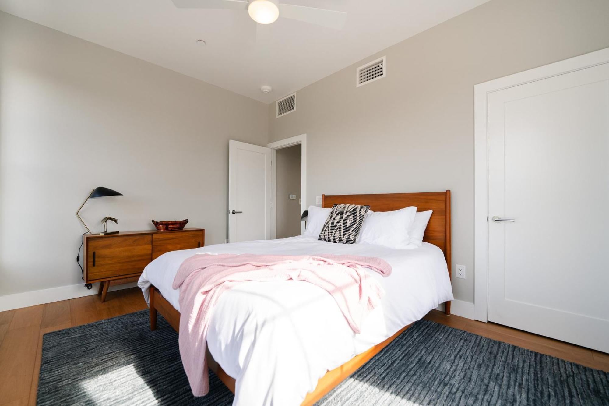 Western 1924 Luxury Lofts Martindale Dış mekan fotoğraf