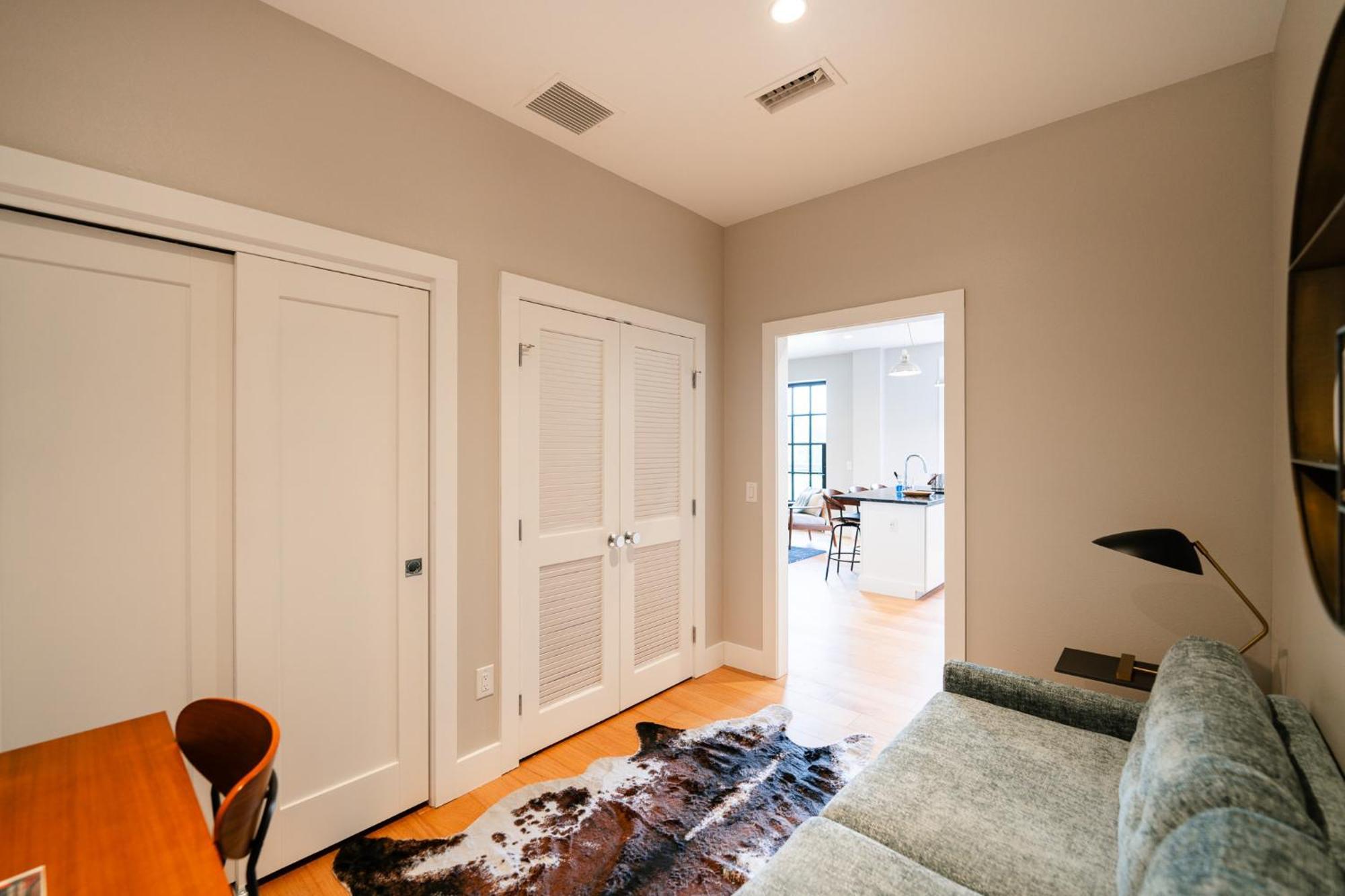 Western 1924 Luxury Lofts Martindale Dış mekan fotoğraf
